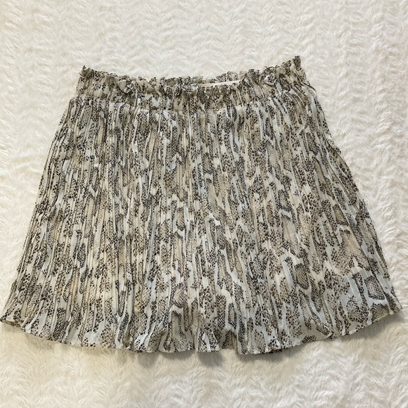 She + Sky Dresses & Skirts - She and Sky Animal Print Skirt
